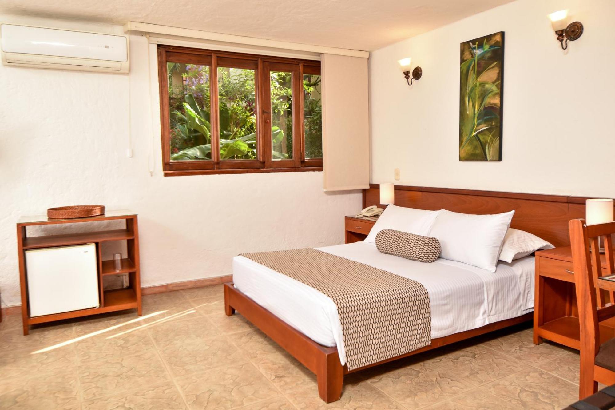 La Campana Hotel Boutique Medellin Exterior photo